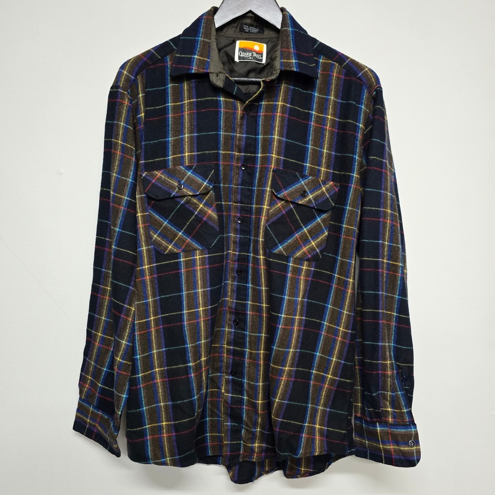 Vintage Ozark Trail Plaid Button Down Shirt Mens M Black Blue Acrylic Flannel